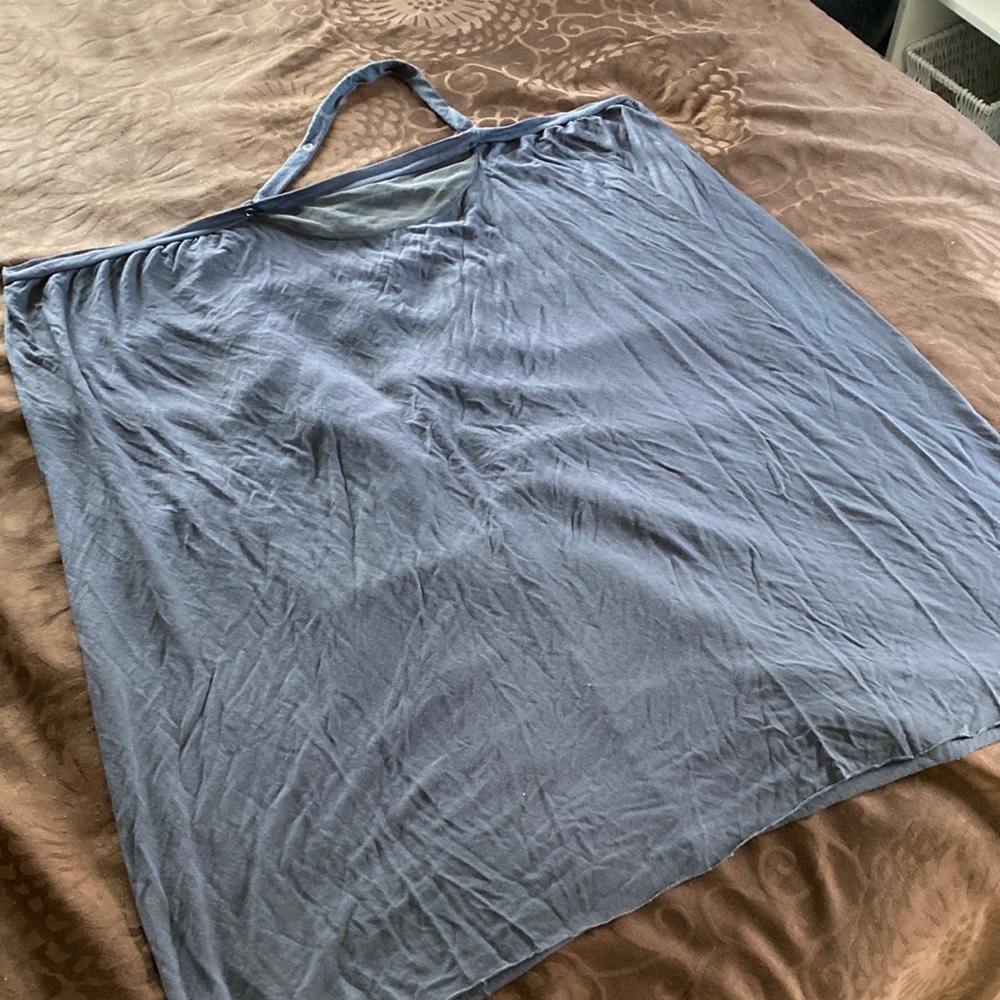 Nursing cover. Boppy brand. Gray.